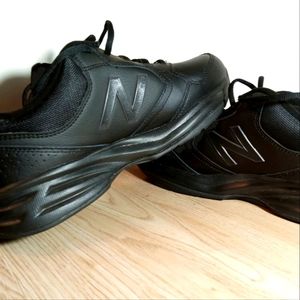 Like New: New Balance Comfort Ride Shoes.  Women's 12. Men's 10. (Never worn)